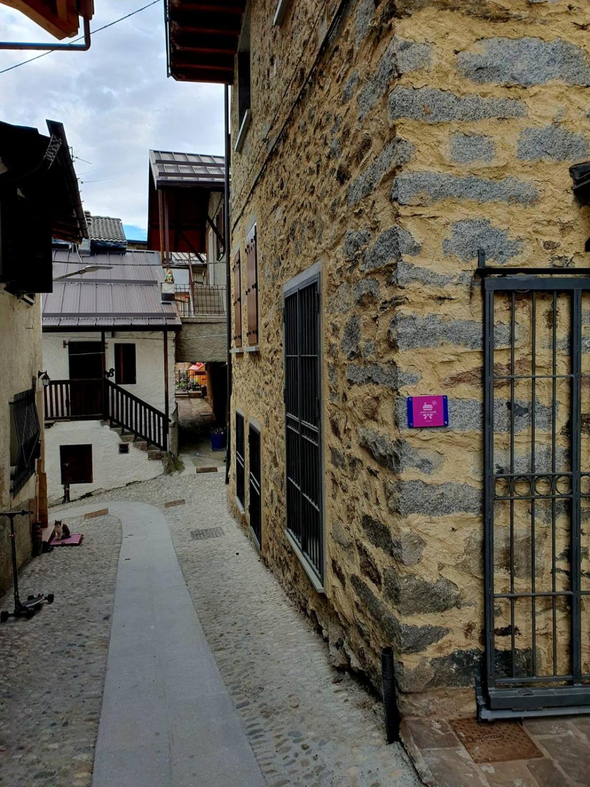 Vivere A Colori Bilocale Al Solivo Luaran gambar
